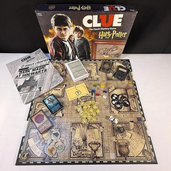 Hasbro Clue Harry Potter Board Game 2016 - 99% Complete Missing Only 3 Pt Tokens - Picture 3 of 7
